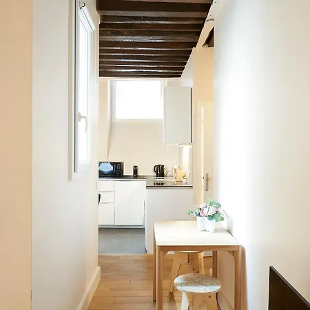 Apartman Le Parisien - Long Sejour Párizs