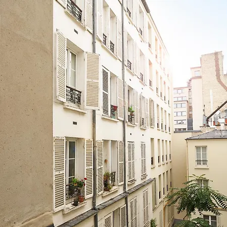 Le Parisien - Long Sejour Apartman *